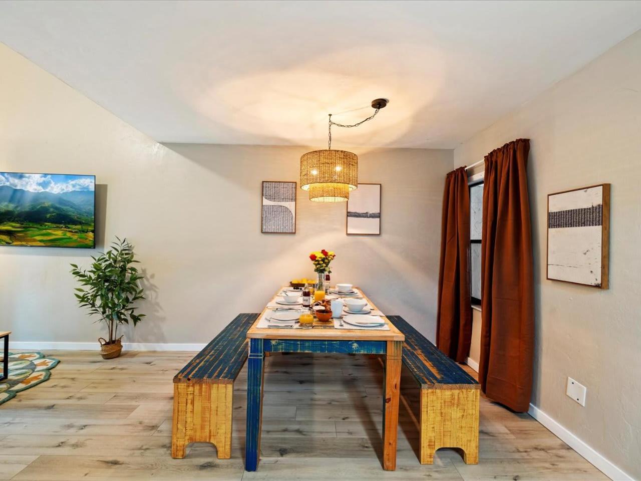 Artist'S Tower Townhome Just Renovated W Loft Гейнсвилл Экстерьер фото